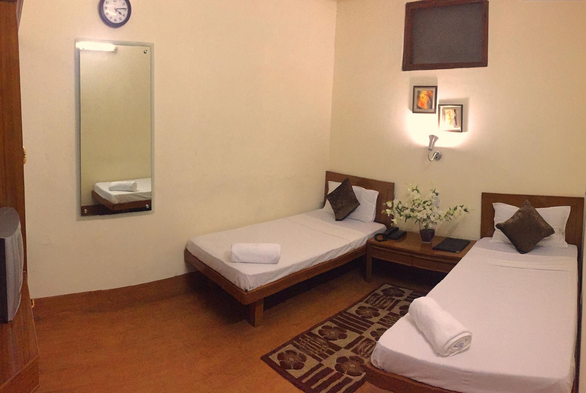 Airport Hotel New Delhi Exteriör bild
