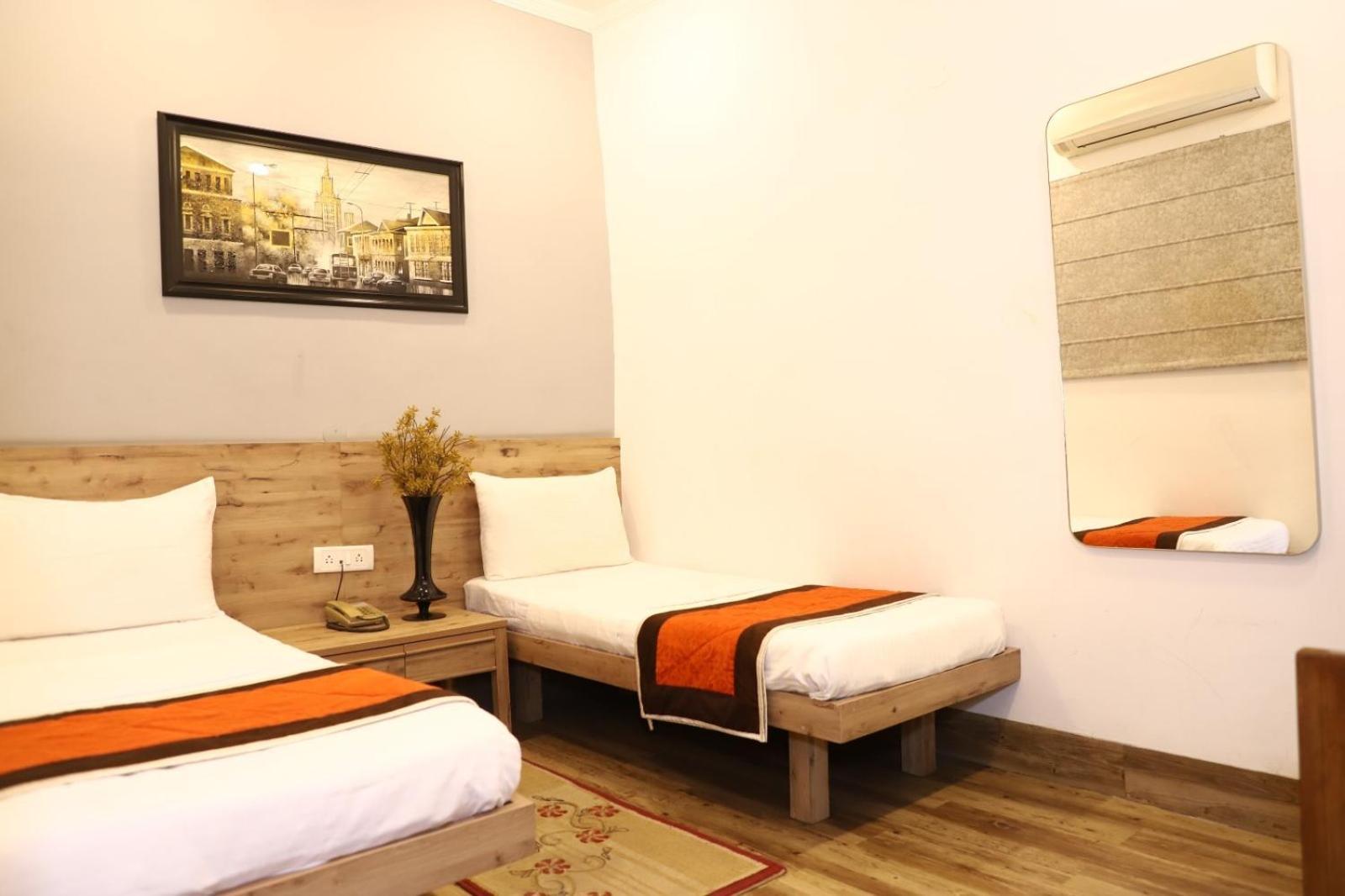 Airport Hotel New Delhi Exteriör bild