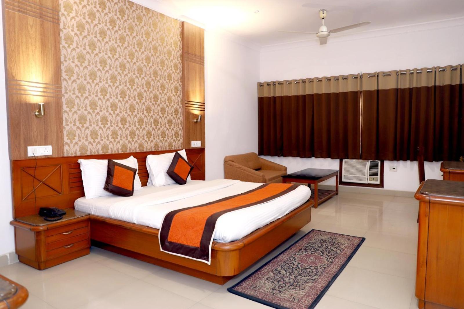 Airport Hotel New Delhi Exteriör bild