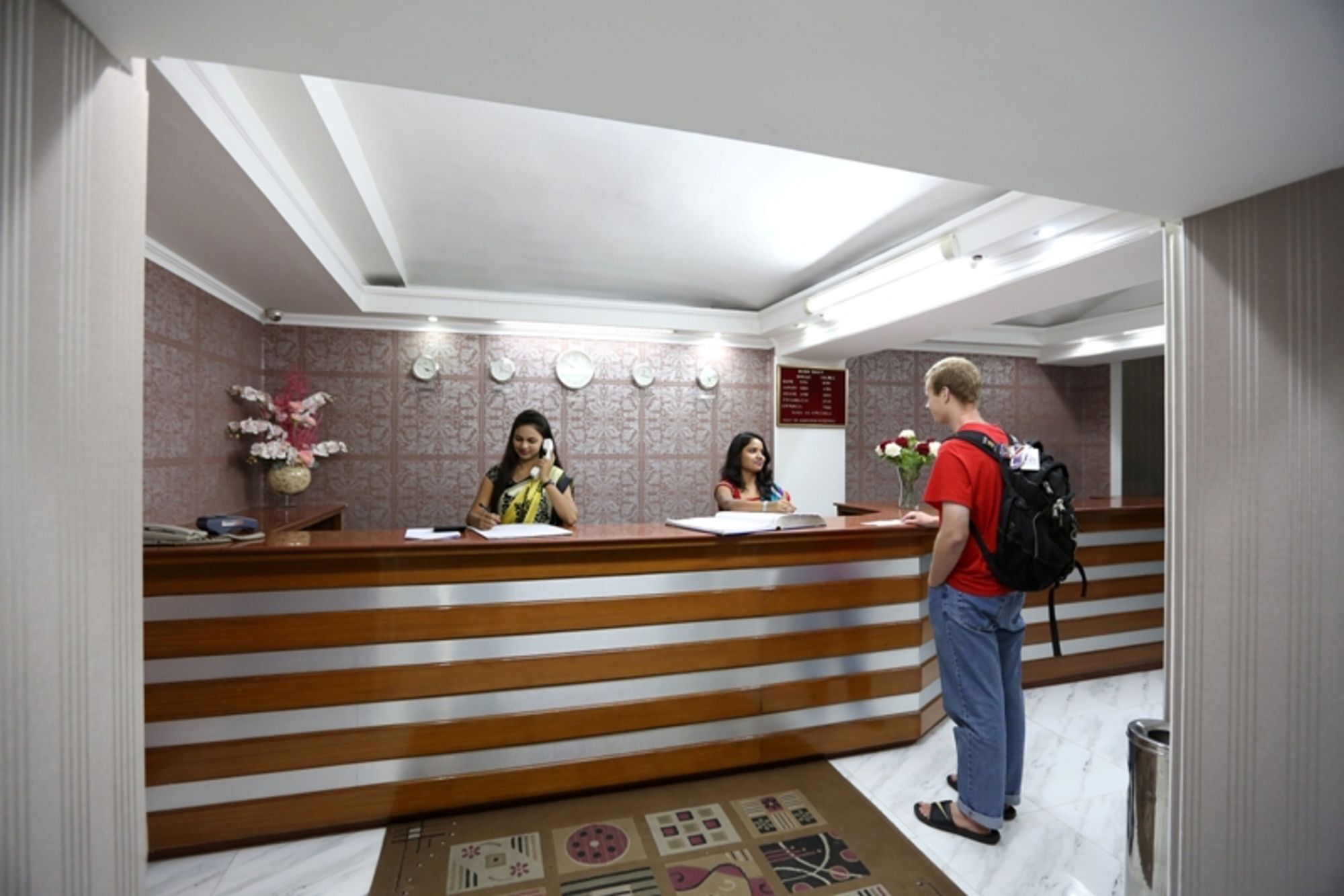 Airport Hotel New Delhi Exteriör bild